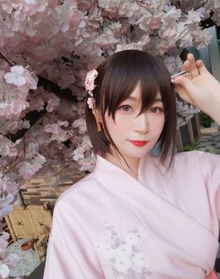 AV无码多毛少妇在线电影_高清日韩电影在线