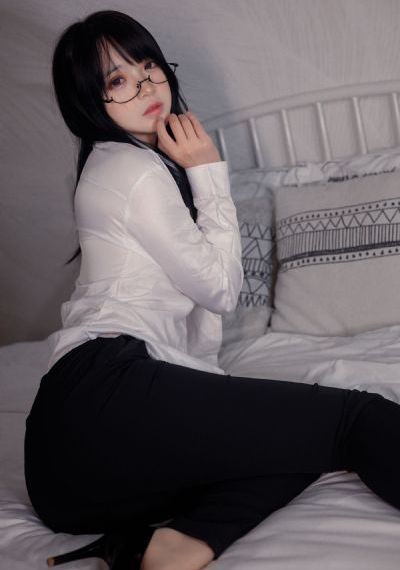 半夜睡不着看点集全_超清HD高清在线观看